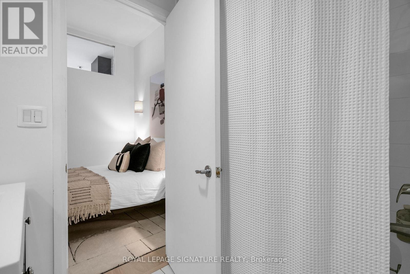 403 - 700 King Street, Toronto, Ontario  M5V 2Y6 - Photo 18 - C12528236