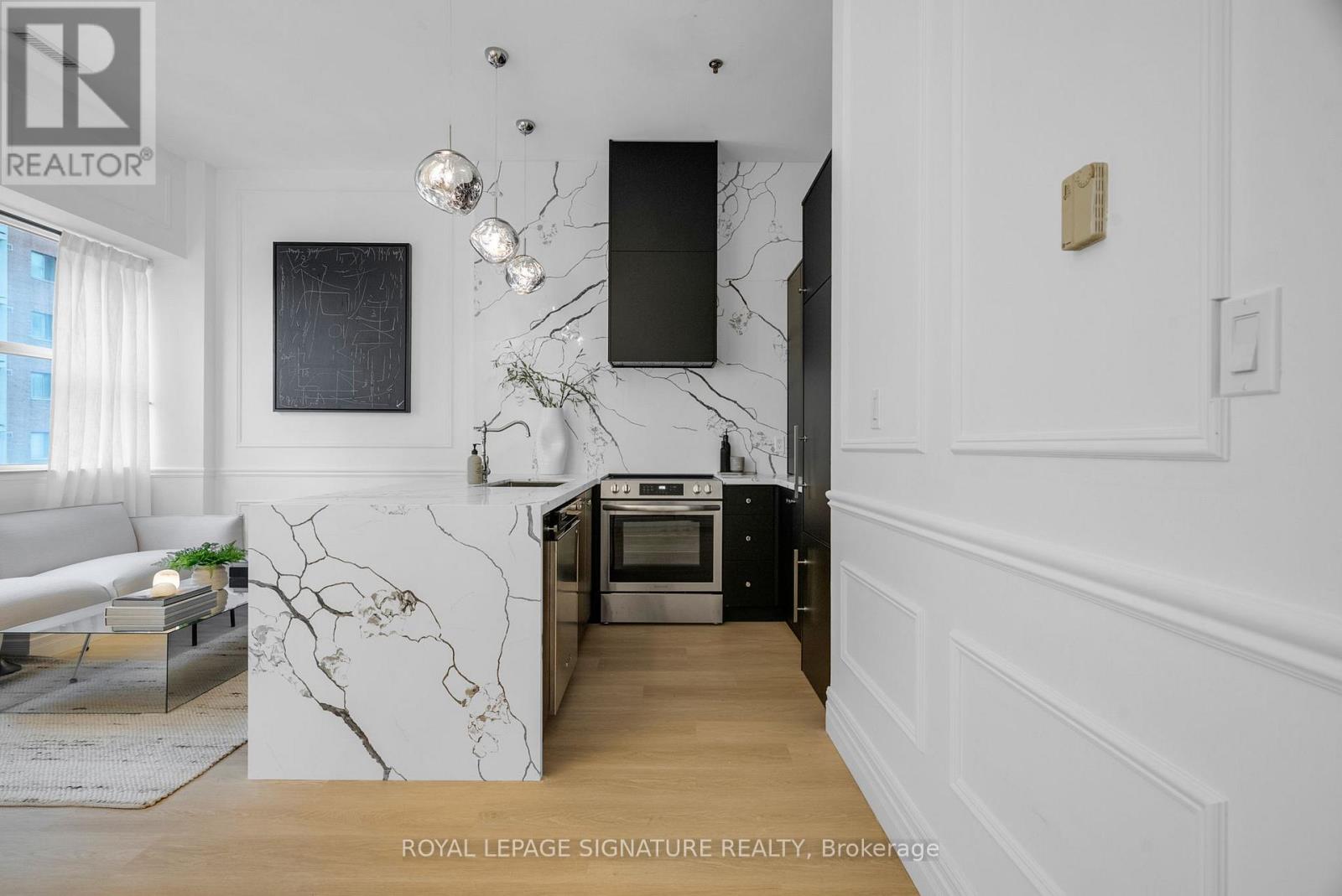 403 - 700 King Street, Toronto, Ontario  M5V 2Y6 - Photo 2 - C12528236