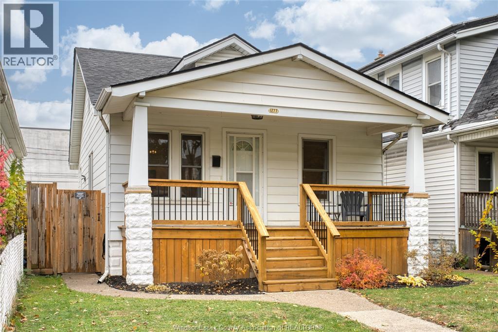 1277 Lincoln, Windsor, Ontario  N8Y 2H9 - Photo 2 - 25028422
