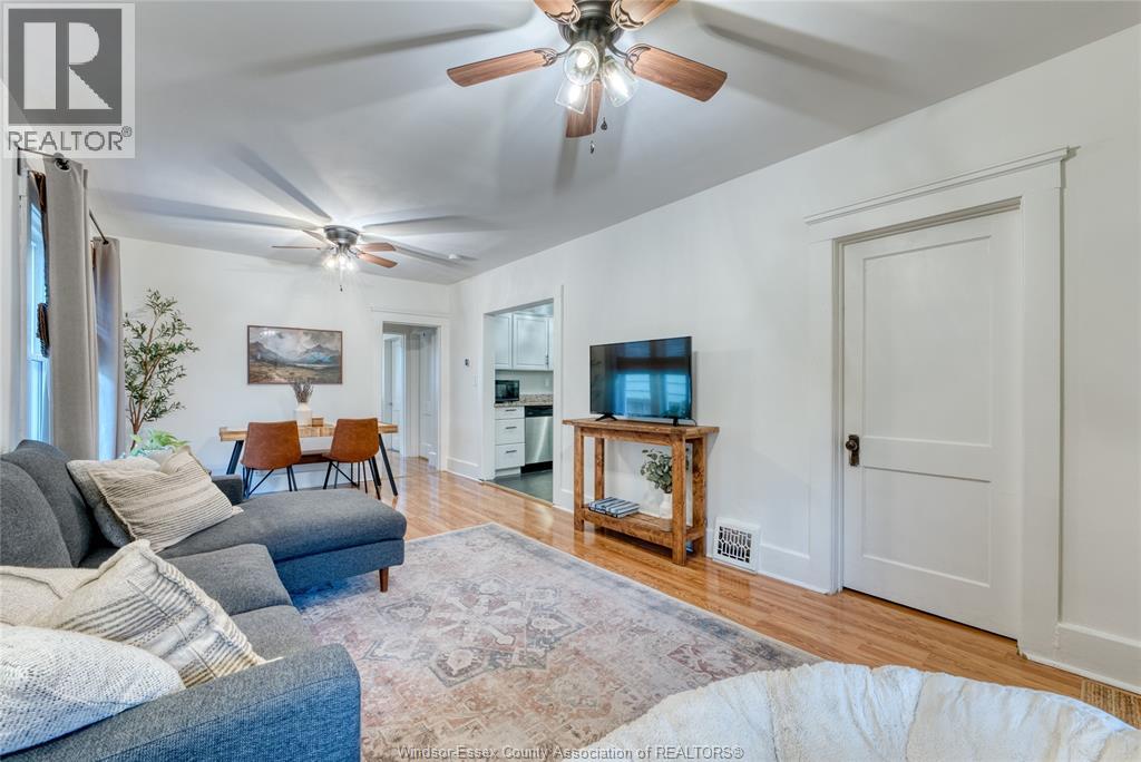 1277 Lincoln, Windsor, Ontario  N8Y 2H9 - Photo 7 - 25028422
