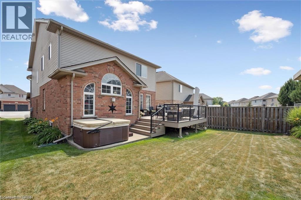 252 Colton Circle, Kitchener, Ontario  N2A 4K2 - Photo 38 - 40770671