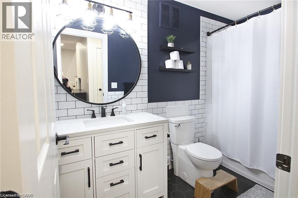 23 Scarletwood Street, Hamilton, Ontario  L8J 0K8 - Photo 30 - 40783813