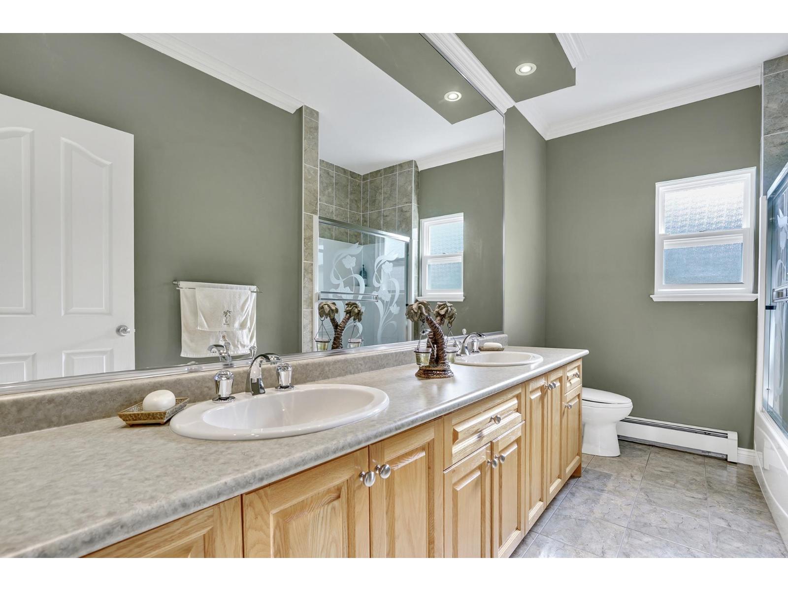 7699 Wren Street, Mission, British Columbia  V2V 3C2 - Photo 13 - R3065684