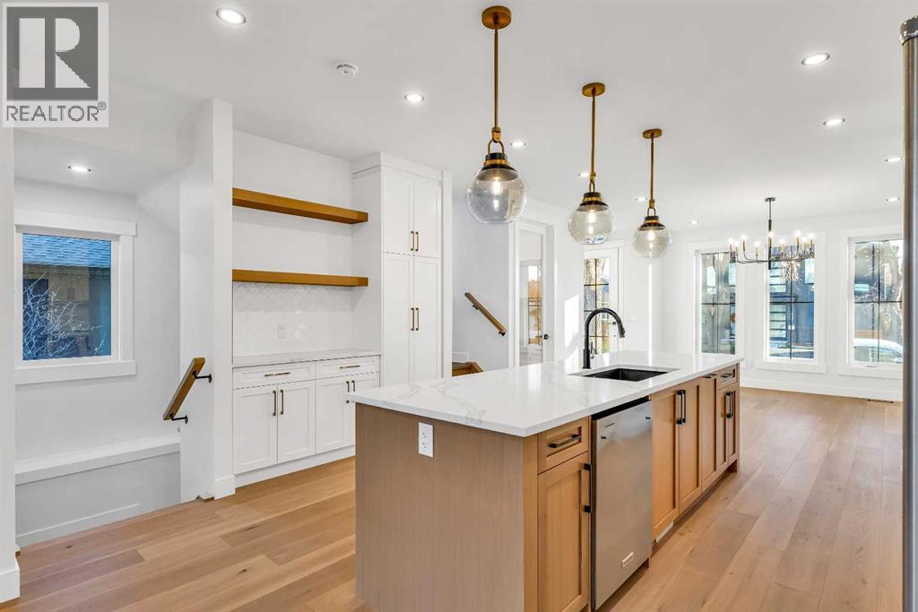 640 25 Avenue Nw, Calgary, Alberta  T2M 2A9 - Photo 10 - A2268467