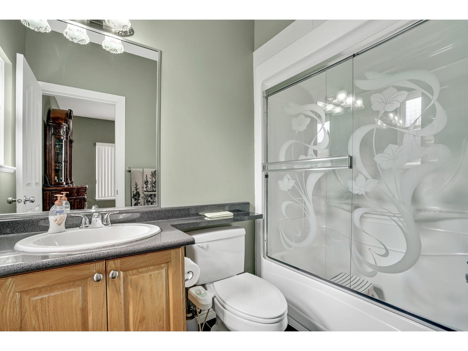 7699 Wren Street, Mission, British Columbia  V2V 3C2 - Photo 14 - R3065684