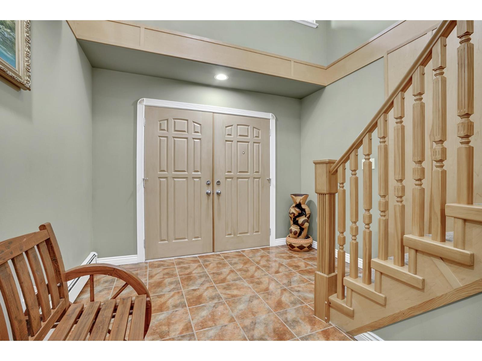 7699 Wren Street, Mission, British Columbia  V2V 3C2 - Photo 4 - R3065684