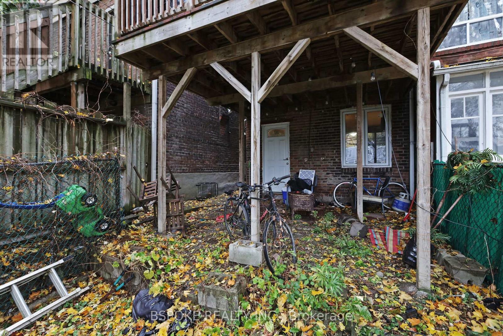 Bsmt - 176 Hiawatha Road, Toronto, Ontario  M4L 2X9 - Photo 13 - E12528060