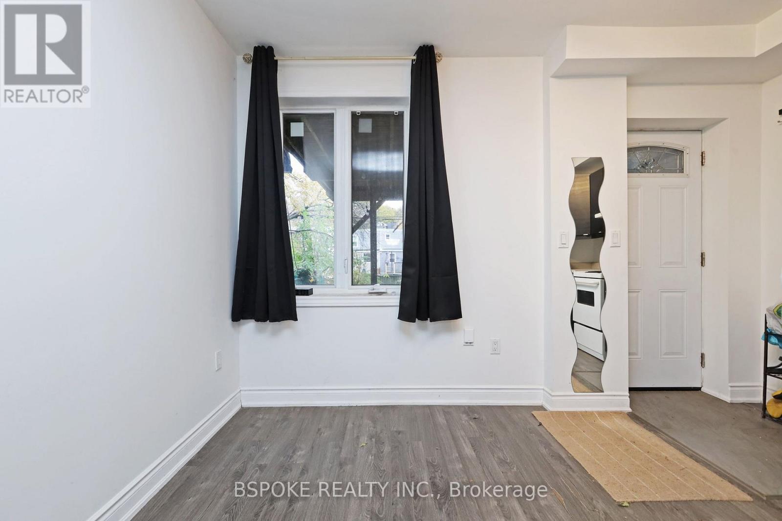 Bsmt - 176 Hiawatha Road, Toronto, Ontario  M4L 2X9 - Photo 6 - E12528060