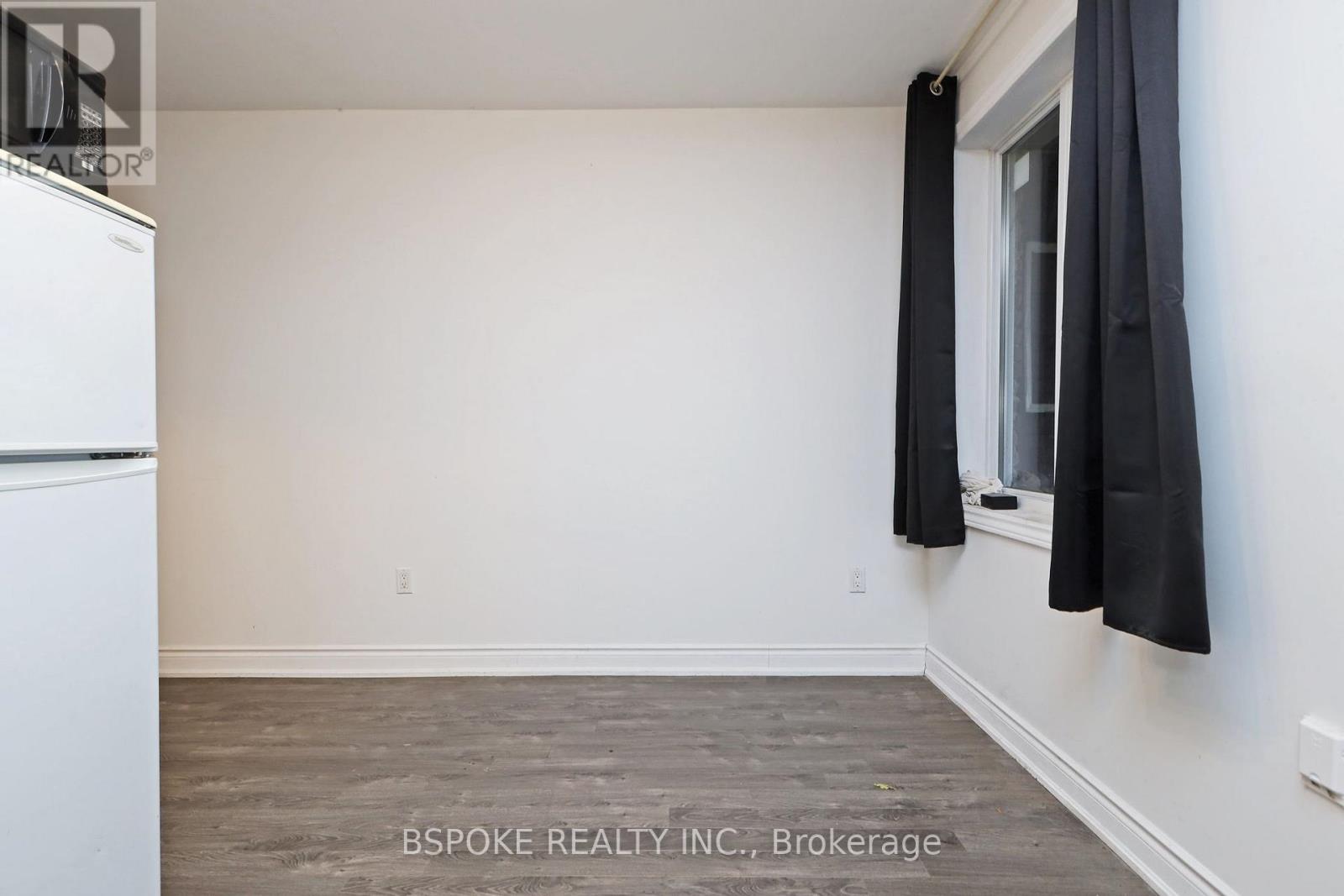 Bsmt - 176 Hiawatha Road, Toronto, Ontario  M4L 2X9 - Photo 7 - E12528060