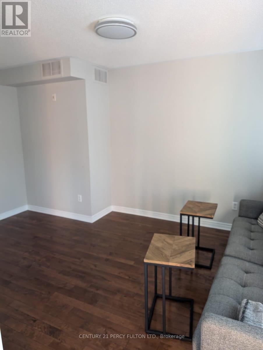 71 BARCHESTER CRESCENT, Whitby, Ontario