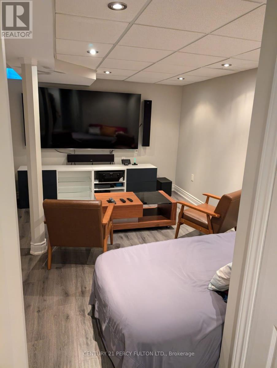 71 Barchester Crescent, Whitby, Ontario  L1M 2L6 - Photo 11 - E12528068