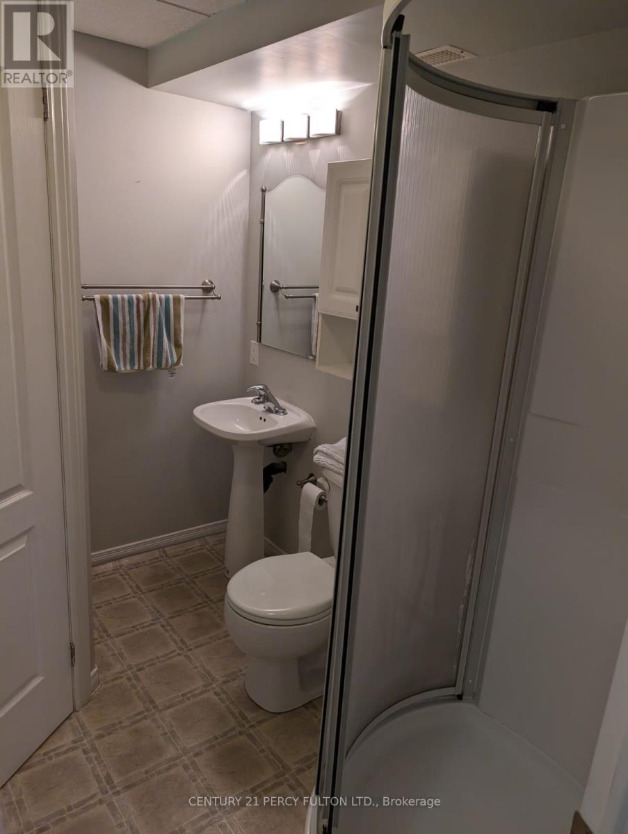 71 Barchester Crescent, Whitby, Ontario  L1M 2L6 - Photo 13 - E12528068