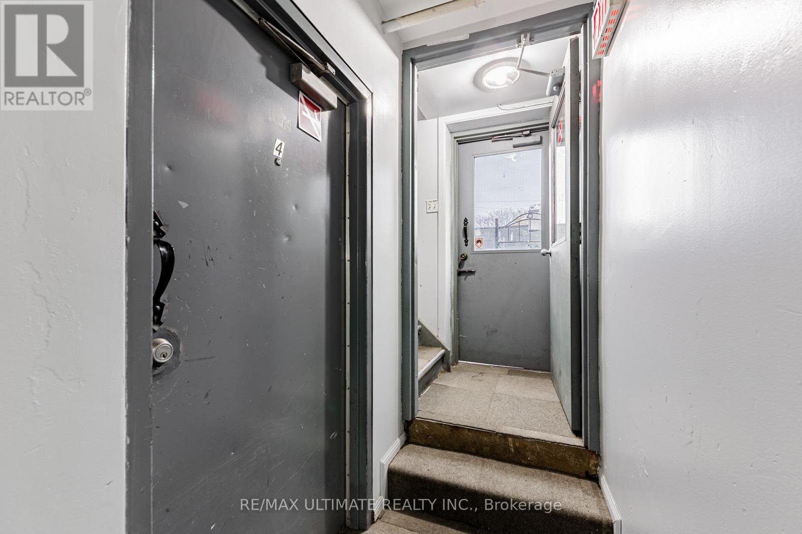 4 - 966 Queen Street E, Toronto, Ontario  M4M 1K1 - Photo 14 - E12528078