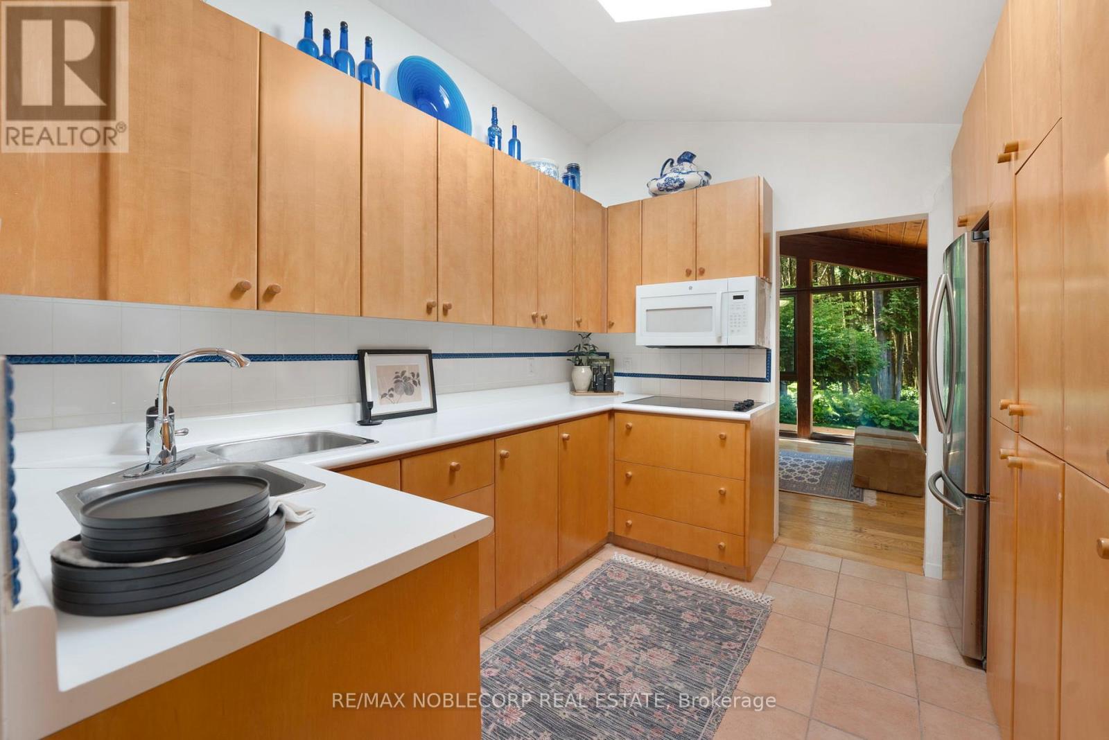 3435 Greenwood Road, Pickering, Ontario  L1X 0J3 - Photo 12 - E12528116