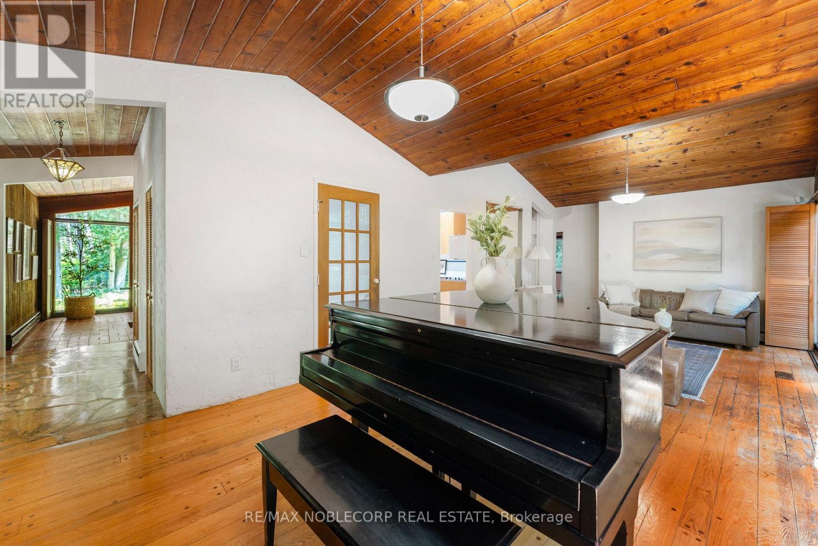 3435 Greenwood Road, Pickering, Ontario  L1X 0J3 - Photo 8 - E12528116