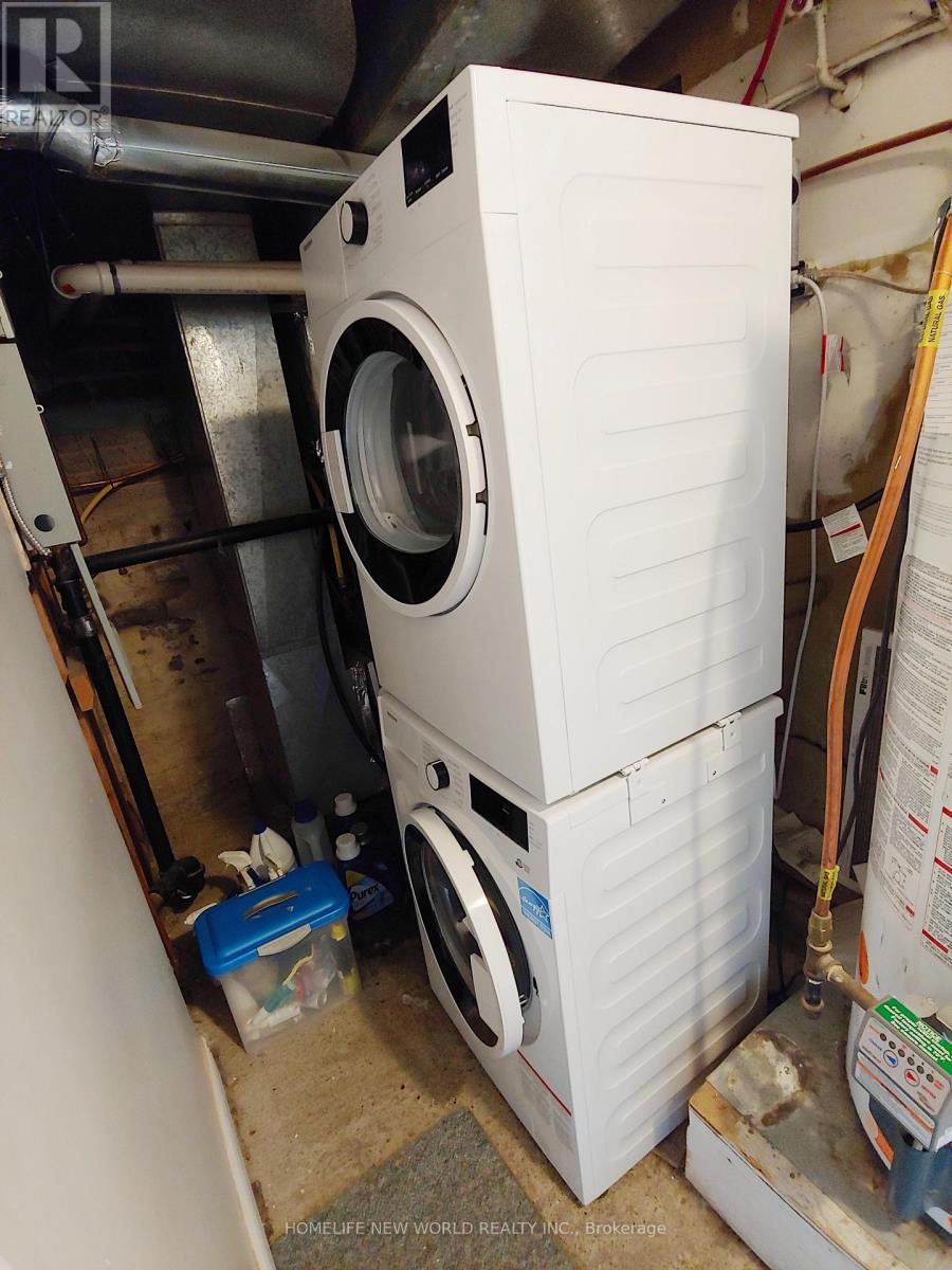 Main - 258 Kenilworth Avenue, Toronto, Ontario  M4L 3S8 - Photo 15 - E12528120