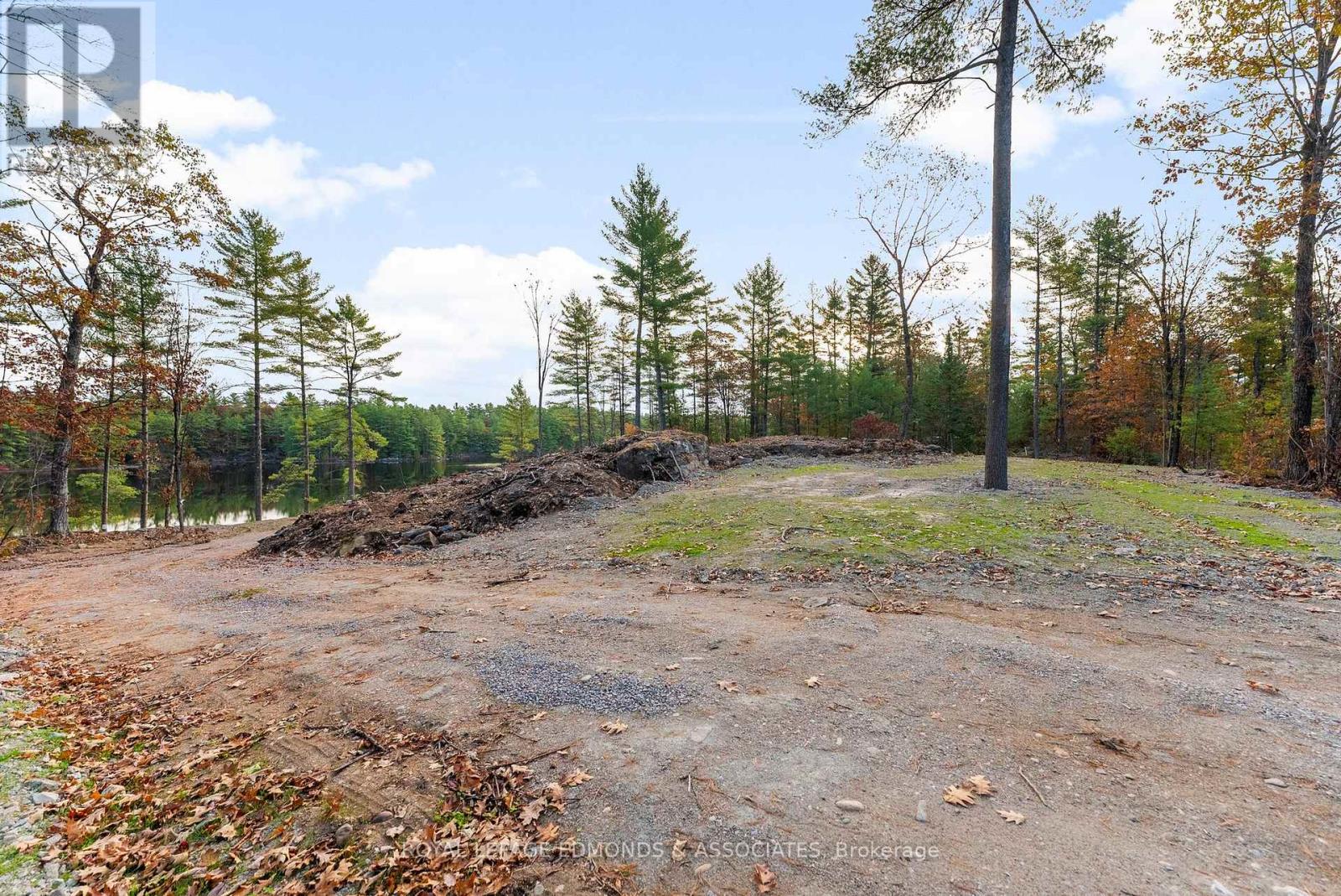 Lt 12 Voyageur Bay Trail, Whitewater Region, Ontario  K0J 1V0 - Photo 14 - X12528460