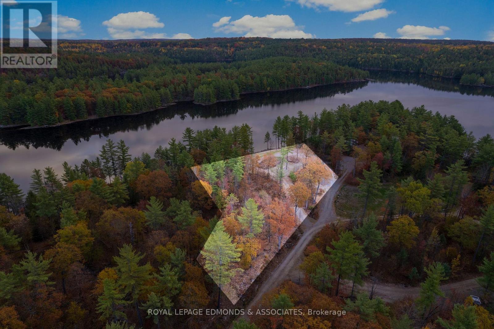Lt 12 Voyageur Bay Trail, Whitewater Region, Ontario  K0J 1V0 - Photo 2 - X12528460
