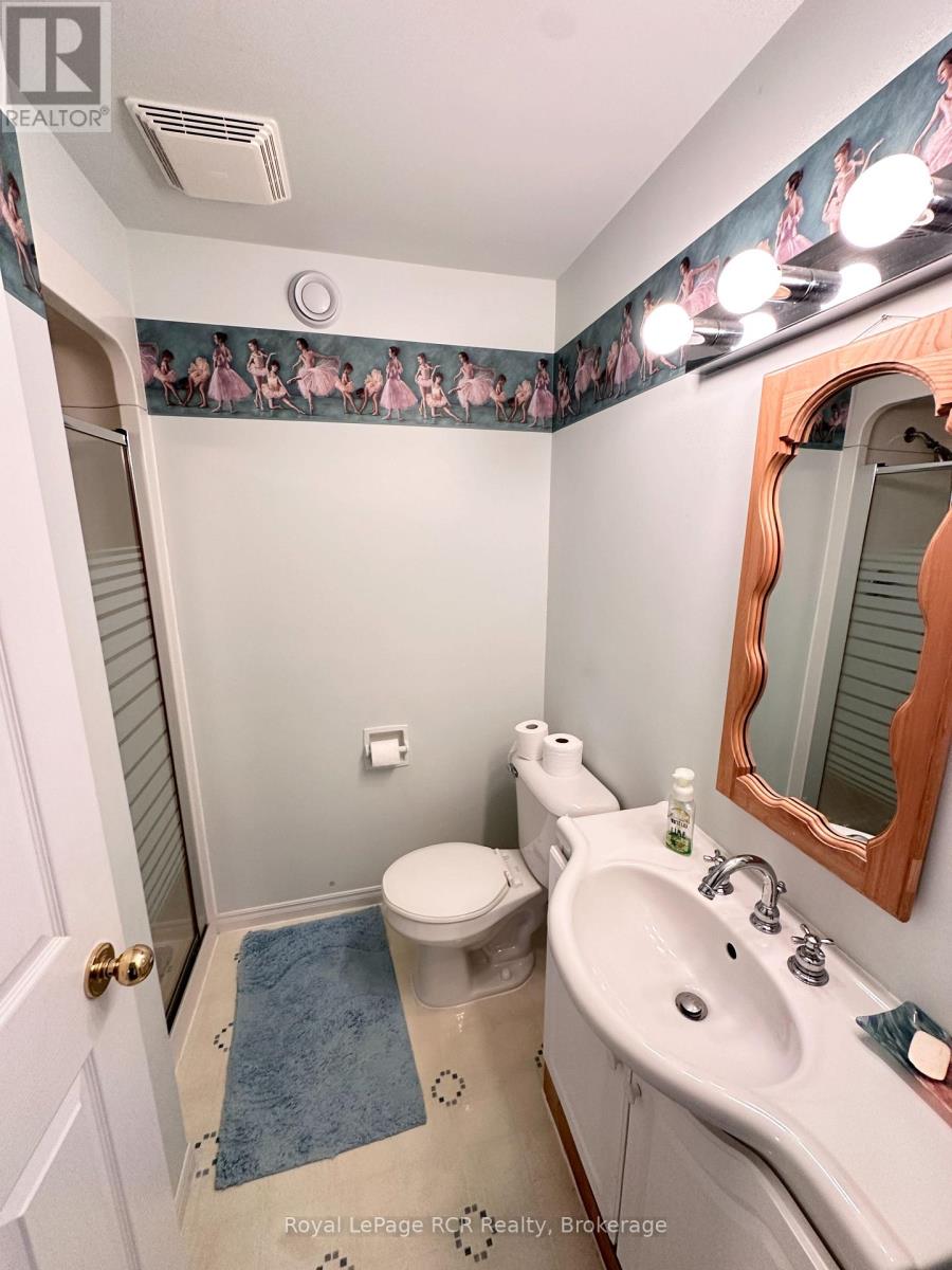 218 4th Street Crescent, Hanover, Ontario  N4N 3S2 - Photo 39 - X12467712