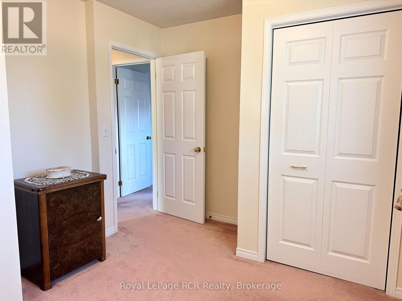 218 4th Street Crescent, Hanover, Ontario  N4N 3S2 - Photo 30 - X12467712