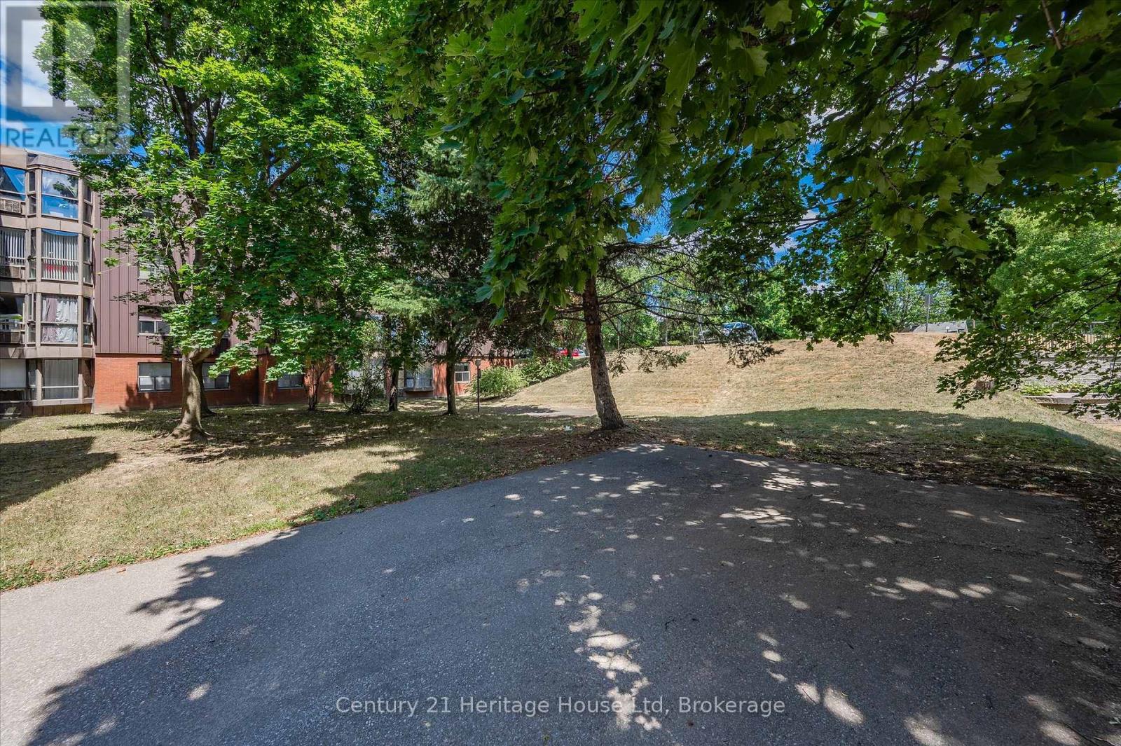 203 - 10 Ajax Street, Guelph, Ontario  N1H 7N6 - Photo 22 - X12525804