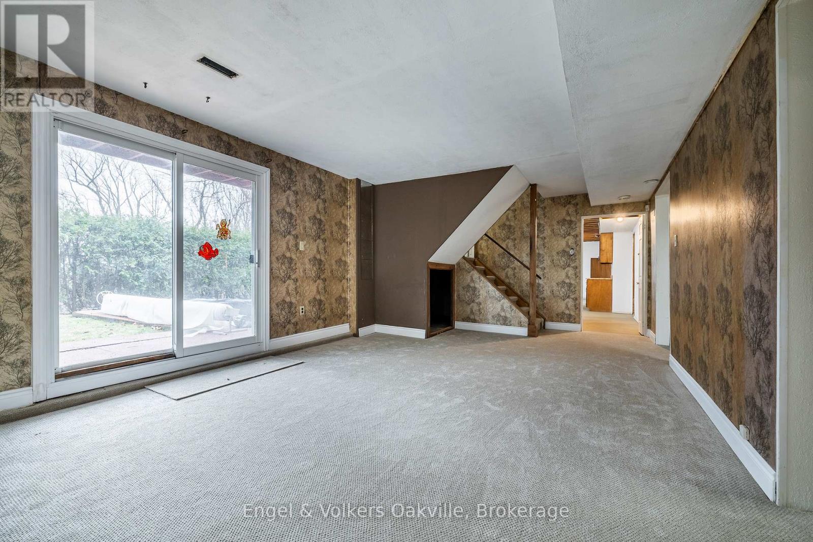 1929 Fieldgate Drive, Burlington, Ontario L7P 3H4 - Photo 15 - W12528262