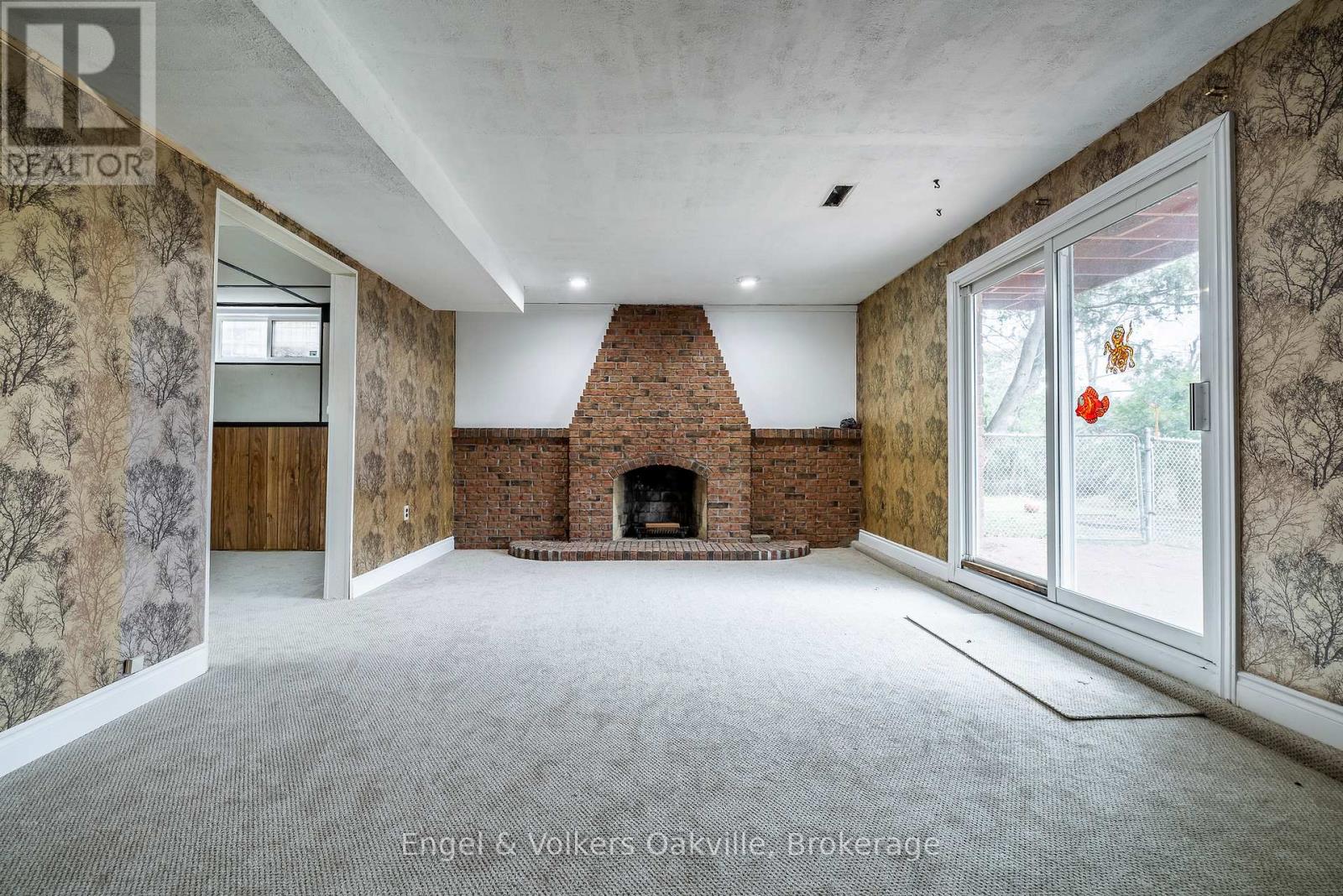 1929 Fieldgate Drive, Burlington, Ontario L7P 3H4 - Photo 17 - W12528262