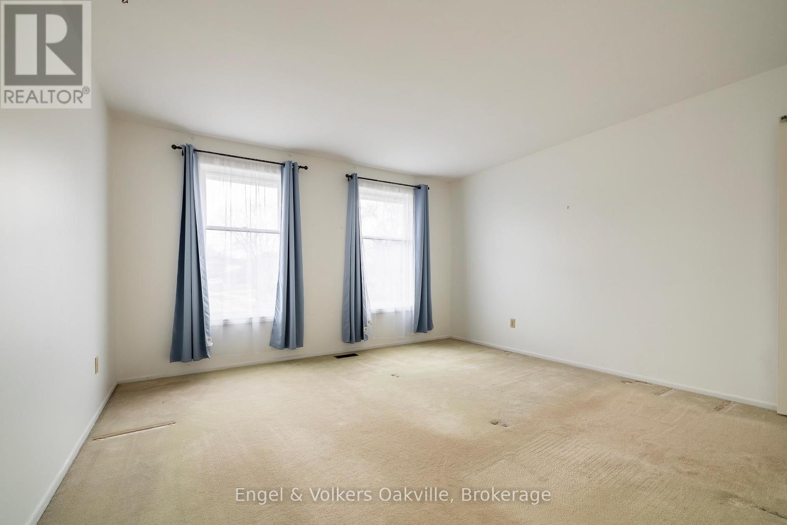 1929 Fieldgate Drive, Burlington, Ontario L7P 3H4 - Photo 20 - W12528262