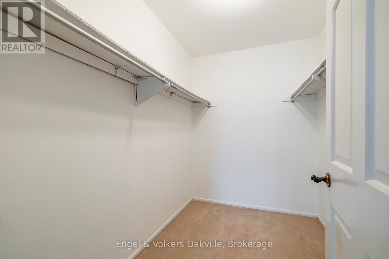 1929 Fieldgate Drive, Burlington, Ontario L7P 3H4 - Photo 27 - W12528262