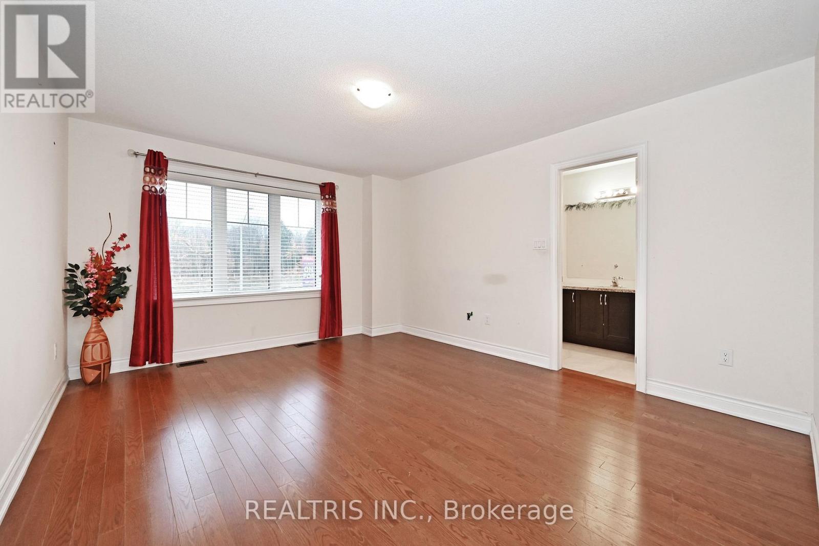 12 Ryler Way, Markham, Ontario  L3S 0E7 - Photo 11 - N12524306