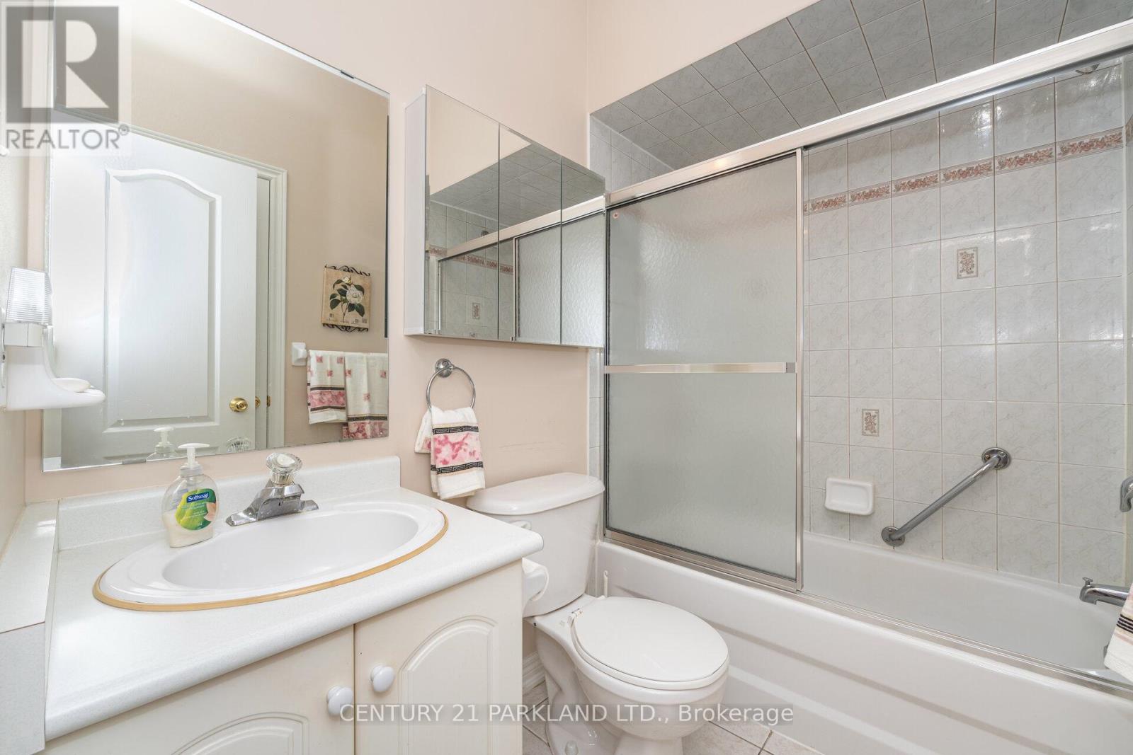 101 Cachet Hill Crescent, Vaughan, Ontario  L4H 1S6 - Photo 25 - N12528086