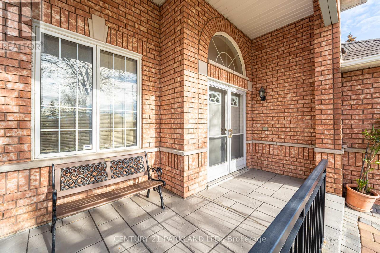 101 Cachet Hill Crescent, Vaughan, Ontario  L4H 1S6 - Photo 37 - N12528086