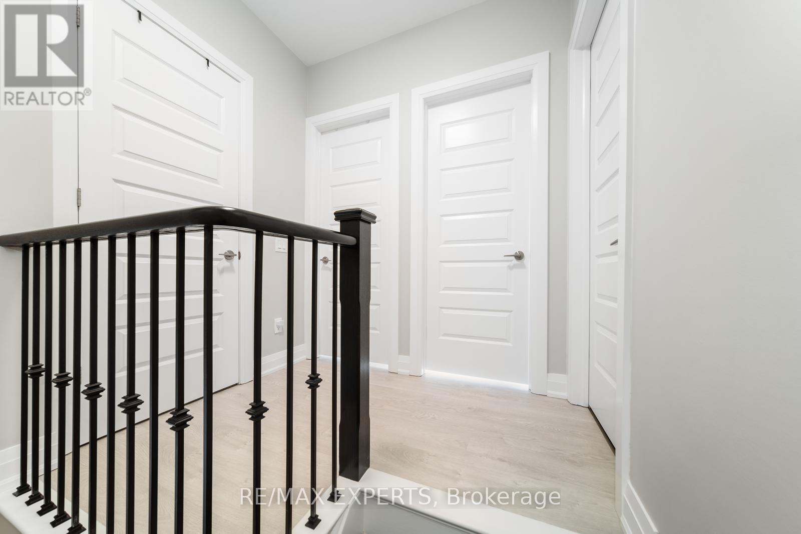 40 - 8167 Kipling Avenue, Vaughan, Ontario  L4L 0G4 - Photo 13 - N12528096