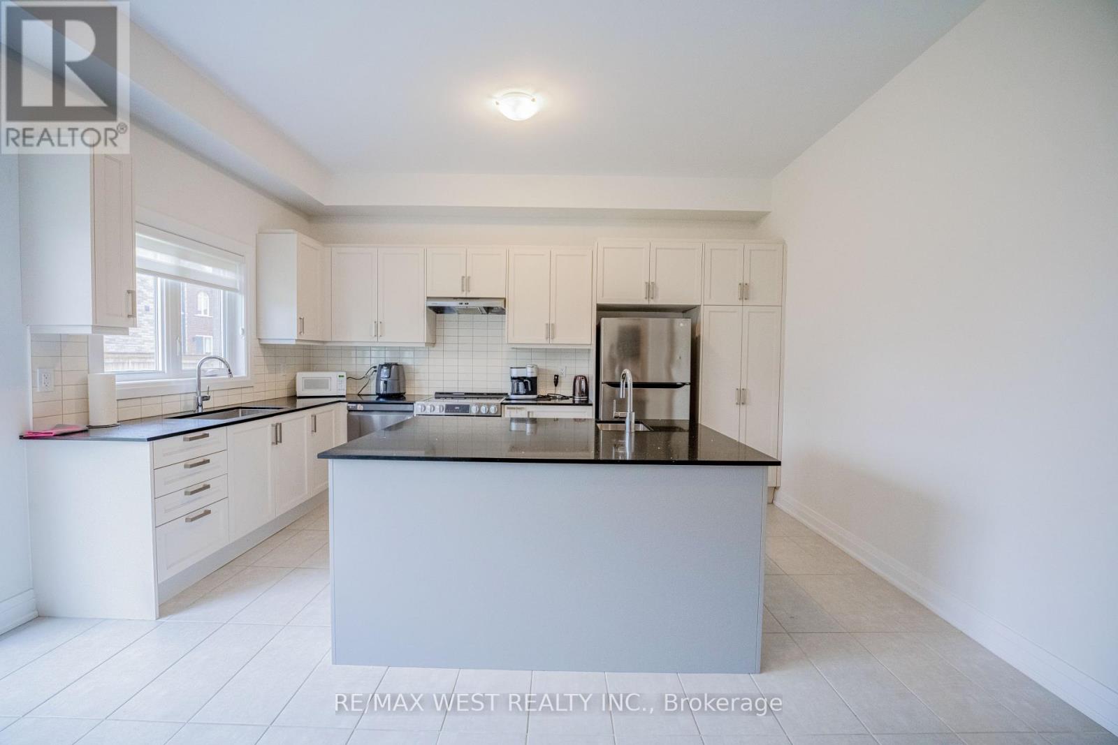 3 Speciosa Street, Richmond Hill, Ontario  L4E 2Y5 - Photo 14 - N12528134