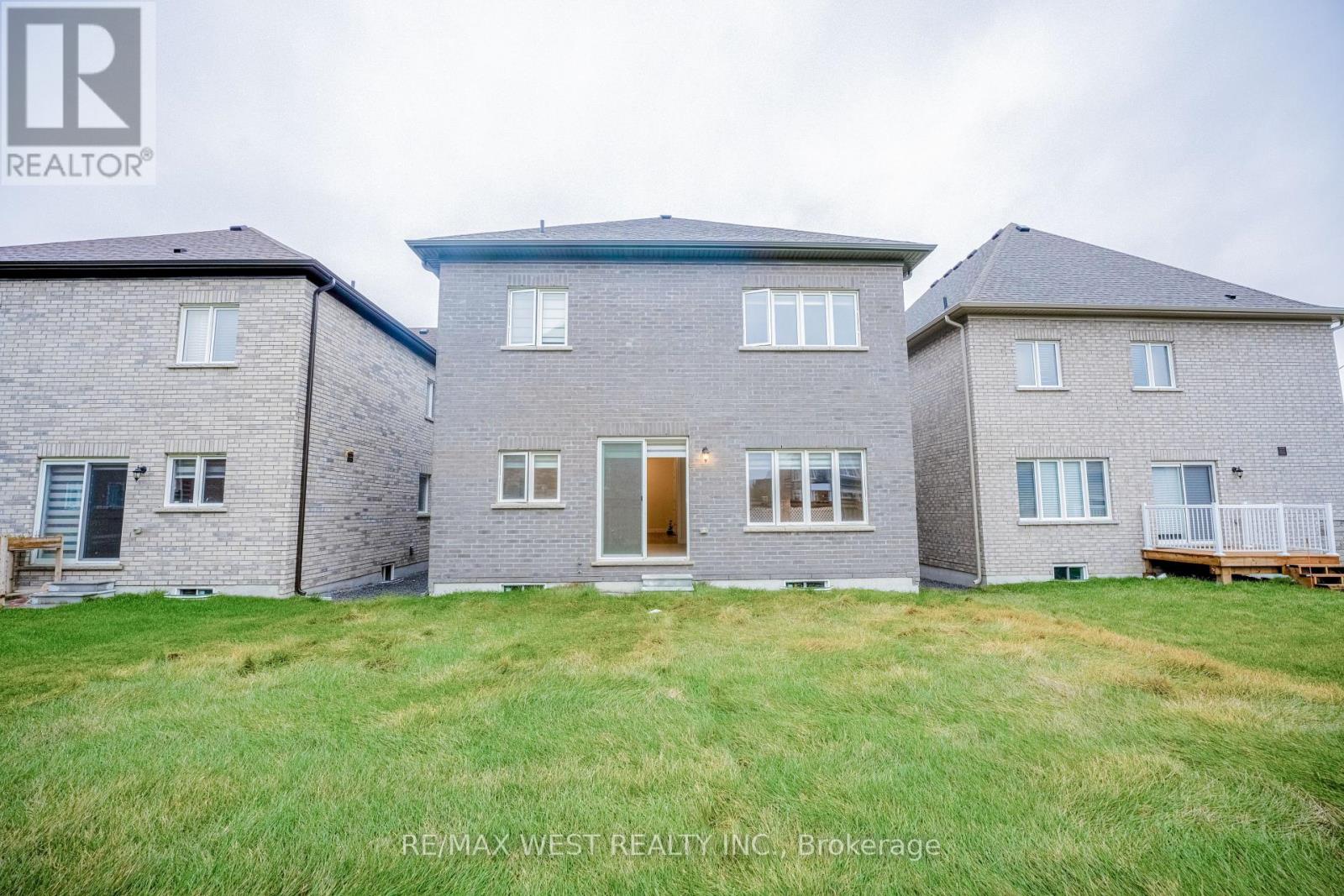 3 Speciosa Street, Richmond Hill, Ontario  L4E 2Y5 - Photo 49 - N12528134