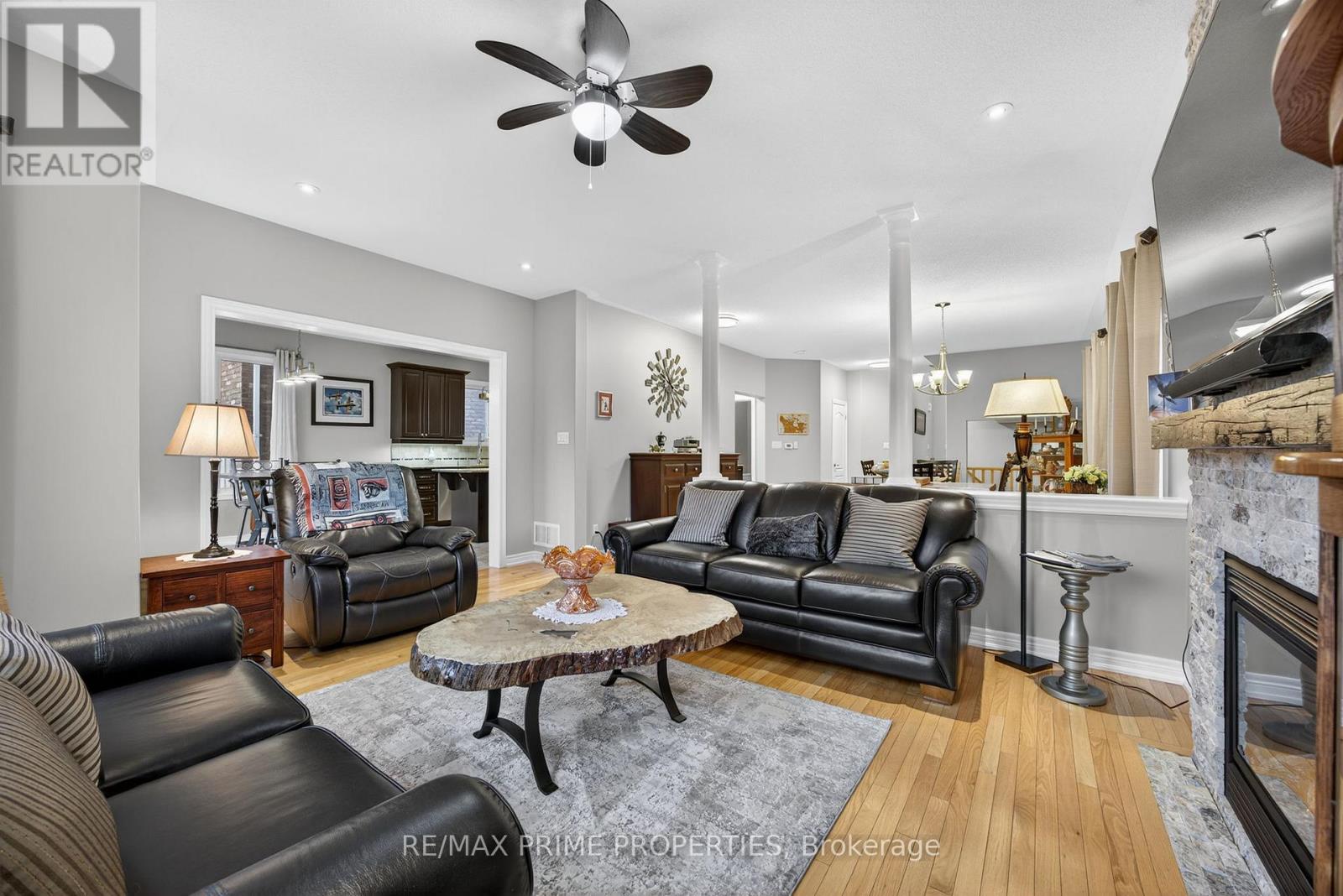 16 Don Rose Boulevard, East Gwillimbury, Ontario  L0G 1M0 - Photo 9 - N12528210