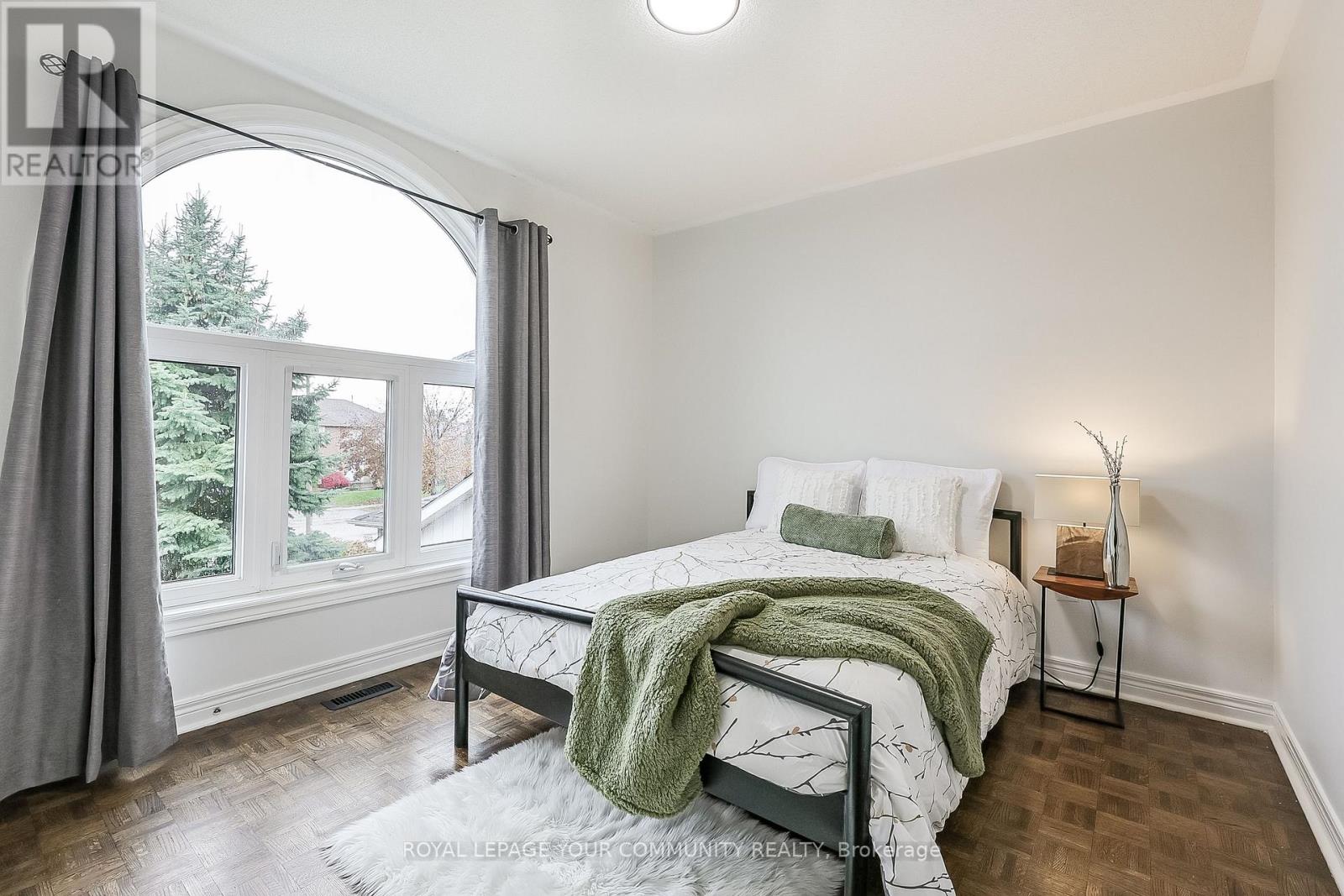 30 Crimson Court, Richmond Hill, Ontario  L4C 0J5 - Photo 30 - N12528222