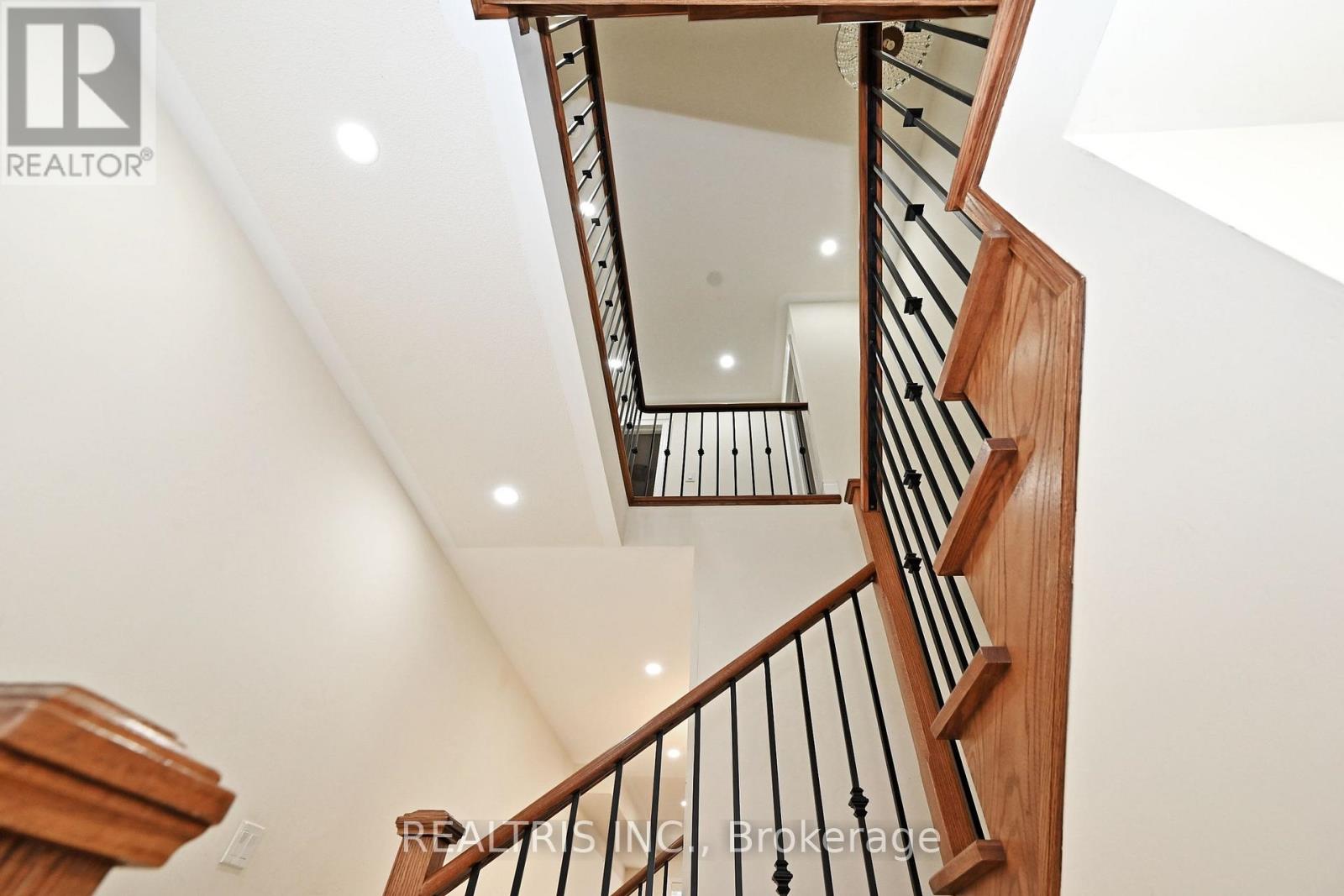 12 Ryler Way, Markham, Ontario  L3S 0E7 - Photo 9 - N12524306