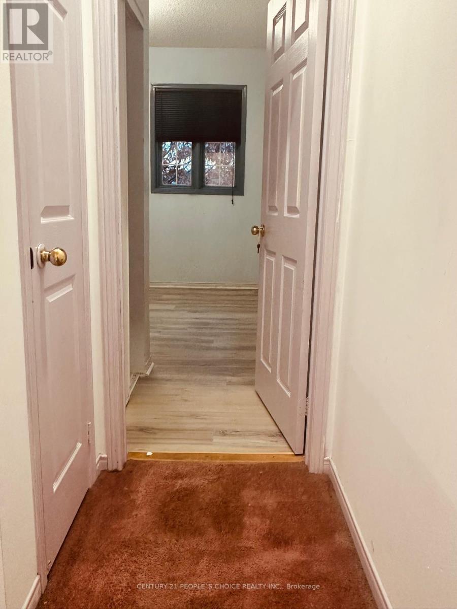 48 Yellow Brick Road, Brampton, Ontario  L6V 4L1 - Photo 17 - W12492958