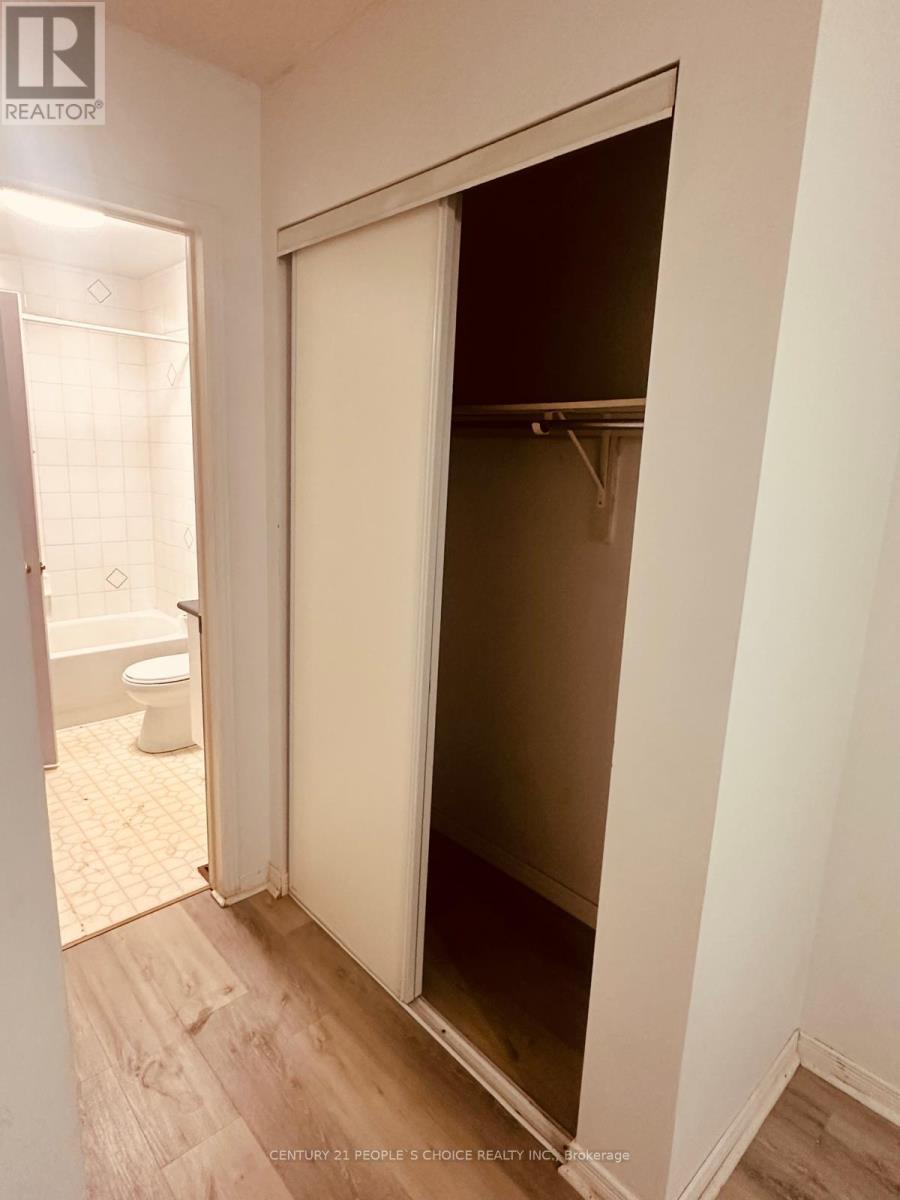 48 Yellow Brick Road, Brampton, Ontario  L6V 4L1 - Photo 20 - W12492958