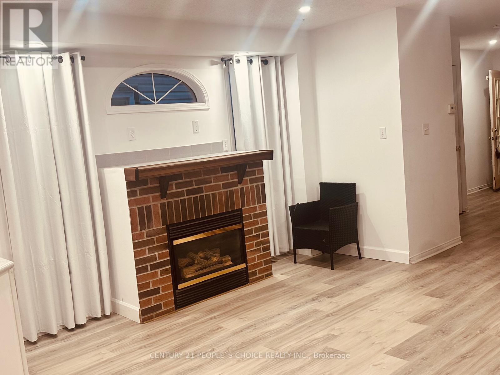 48 Yellow Brick Road, Brampton, Ontario  L6V 4L1 - Photo 9 - W12492958