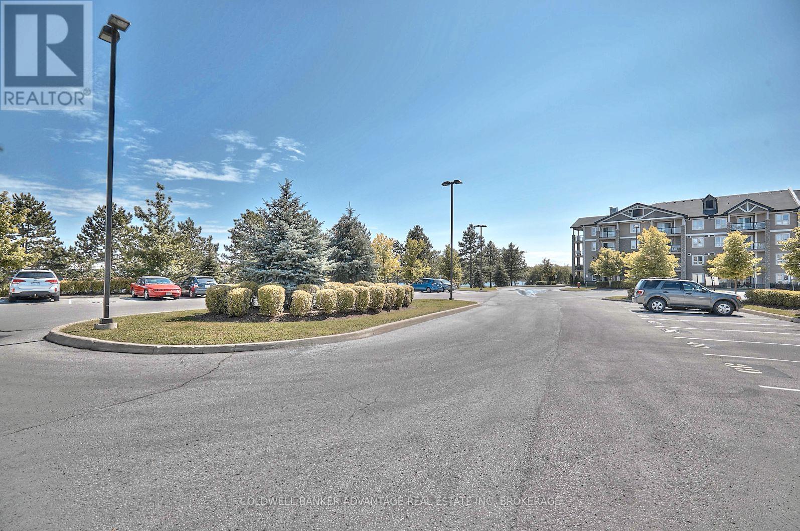 1204 - 330 Prince Charles Drive S, Welland, Ontario L3C 7B3 - Photo 28 - X12528420