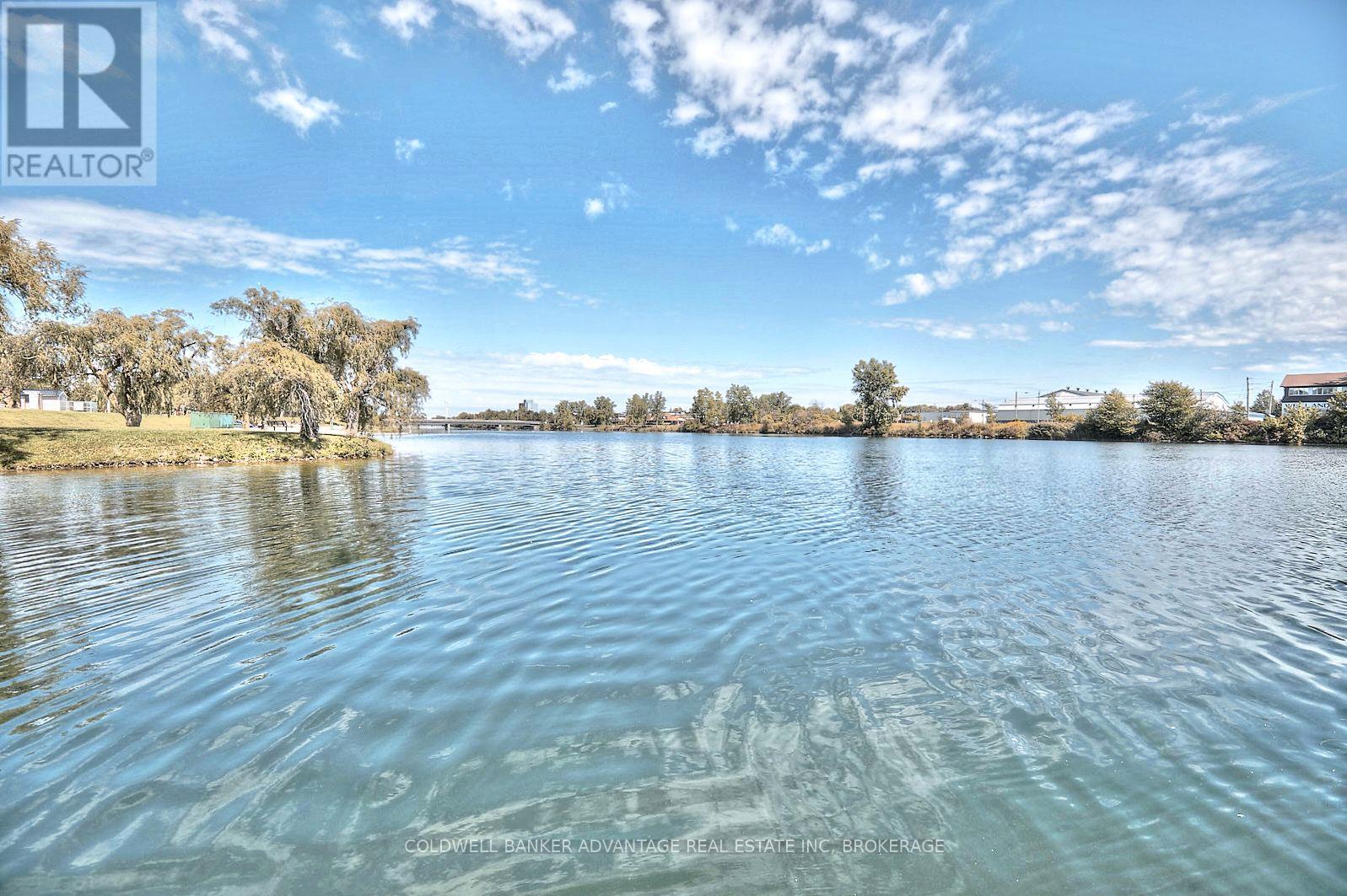 1204 - 330 Prince Charles Drive S, Welland, Ontario L3C 7B3 - Photo 38 - X12528420