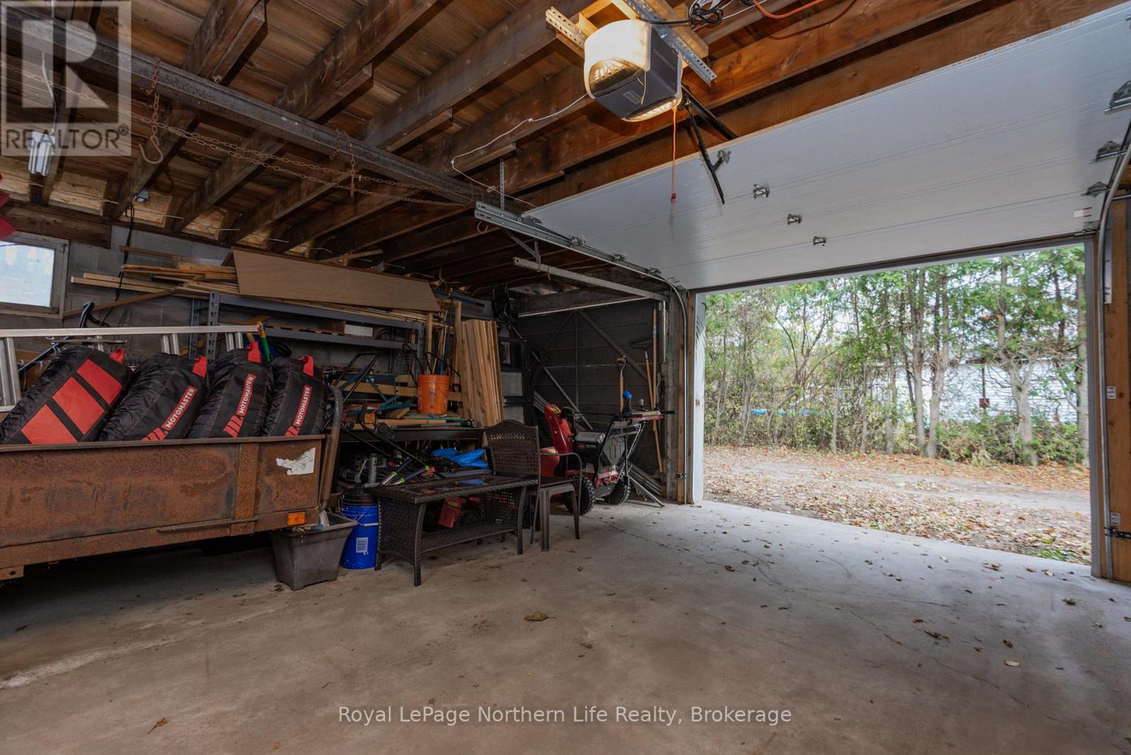 737 Wyld Street, North Bay, Ontario P1B 2A2 - Photo 33 - X12528504