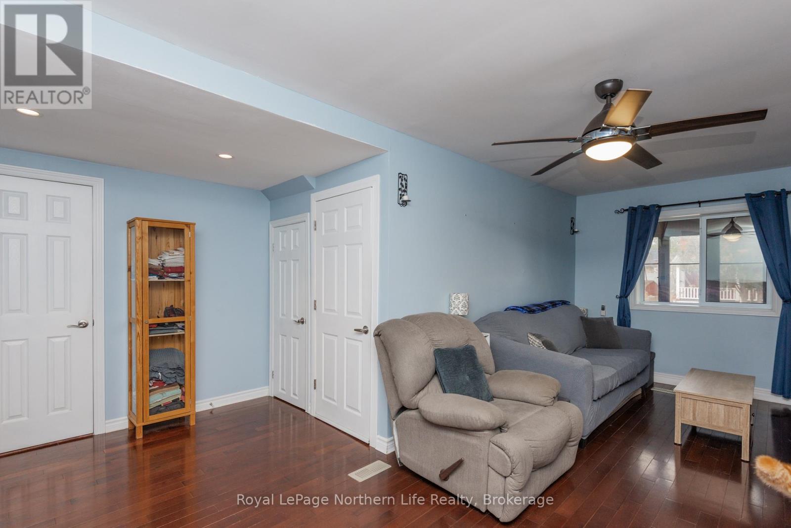 737 Wyld Street, North Bay, Ontario P1B 2A2 - Photo 7 - X12528504