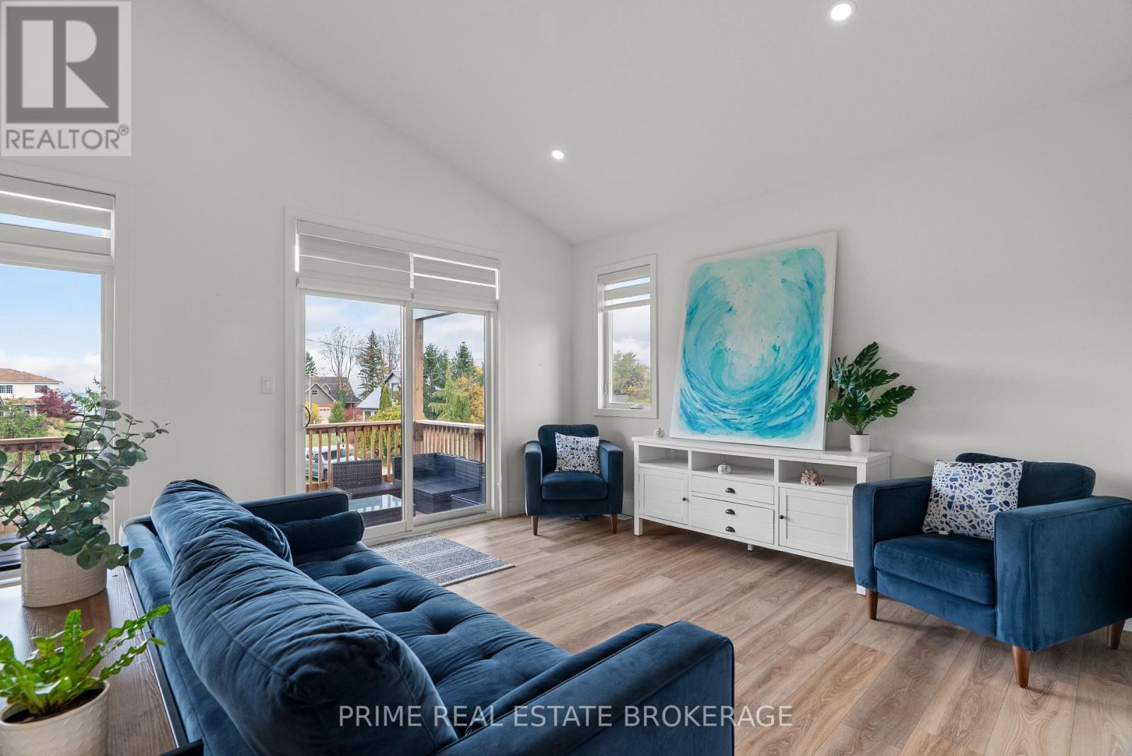 33977 Kildeer Drive, Bluewater, Ontario  N0M 1N0 - Photo 22 - X12519658