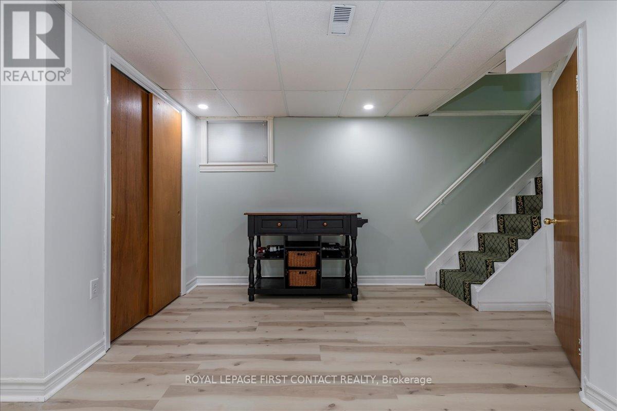 591 Oak Street, Collingwood, Ontario  L9Y 2Z2 - Photo 12 - S12528110