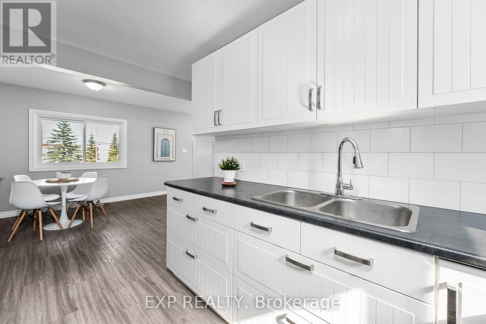 143 Westmount Drive N, Orillia, Ontario  L3V 6C7 - Photo 10 - S12528186