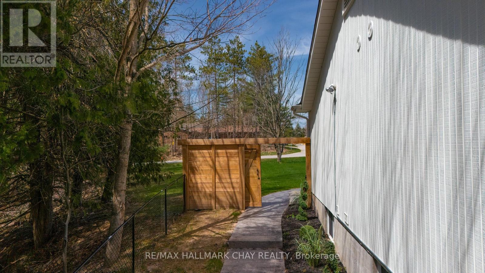 7 Jodies Lane, Springwater, Ontario  L9X 0M4 - Photo 19 - S12528200