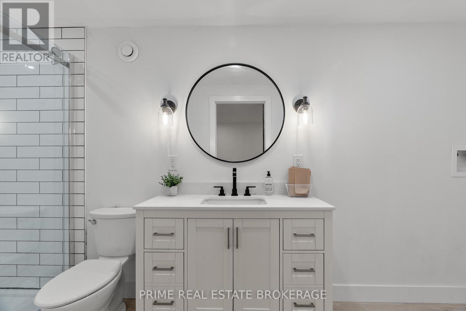 33977 Kildeer Drive, Bluewater, Ontario  N0M 1N0 - Photo 43 - X12519658